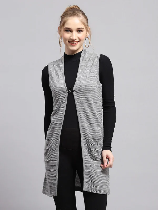 Women Grey Self Design Front Open Sleeveless Cardigan